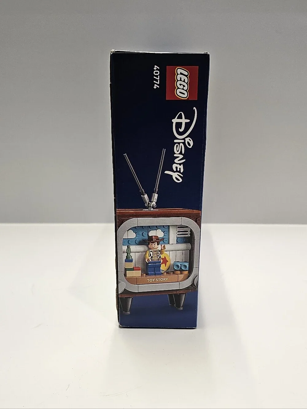 LEGO Disney Classic Animation Scenes (40774)